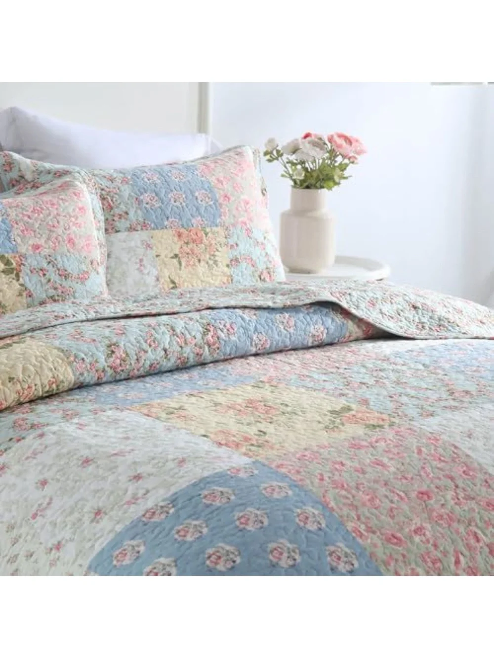 Floral Patchwork Quilt Set - Pastel Multi